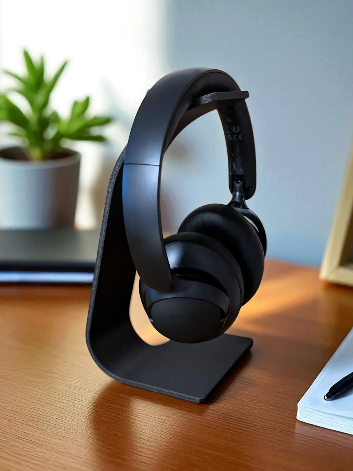 Headphone Holder